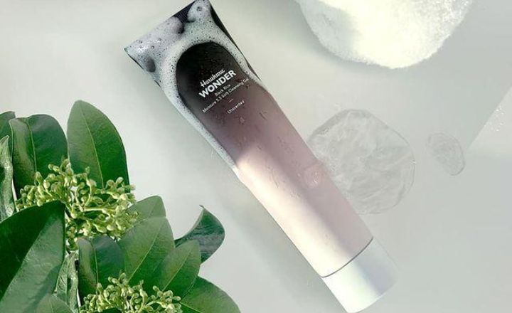 Haruharu Wonder Black Rice Moisture 5.5 Soft Cleansing Gel