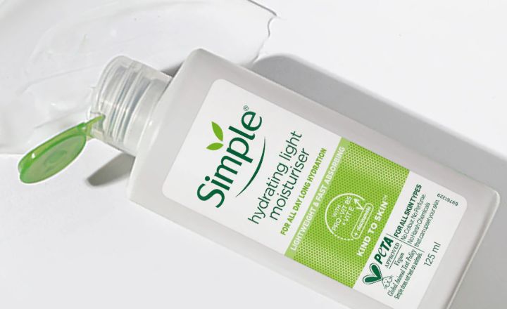 Simple hydrating light moisturiser